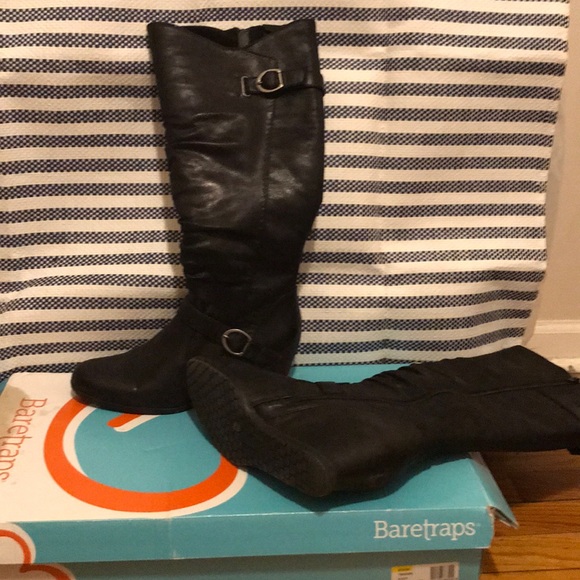 Boots - Picture 3 of 4